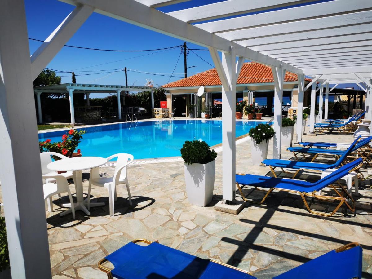 Nafsika Hotel Agios Stefanos Avliotes  Exteriör bild